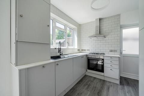 3 bedroom semi-detached house for sale, Waverley Close, Bromley, BR2