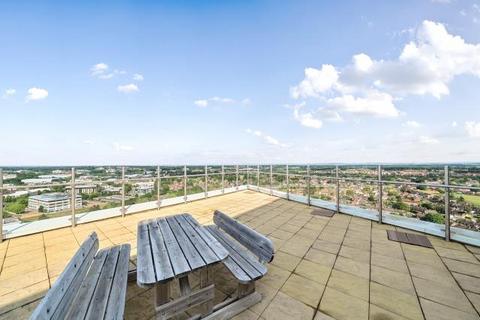 2 bed flat/apartment for rent in Winchester House, Bracknell RG12