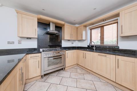 5 bedroom detached house for sale, Hunsbury Chase, Broughton, Milton Keynes, Buckinghamshire, MK10