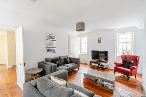 undefined, 12/4 Robertson's Close, Old Town, Edinburgh, EH1 1LY