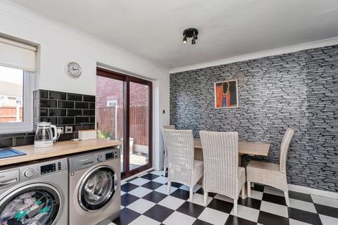 3 bedroom detached house for sale, Holly Close, Rhyl LL18