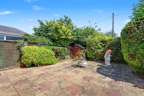 3 bedroom semi-detached house for sale, Mylne Close, Cheshunt