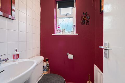 2 bedroom end of terrace house for sale, Bath Crescent, Wyton, Cambridgeshire.