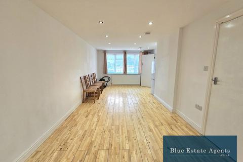 1 bedroom flat to rent, Clare Road, Staines-upon-Thames, TW19