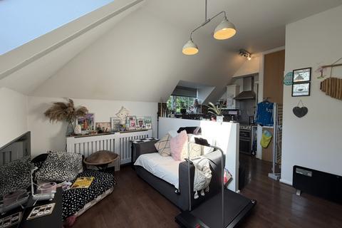 2 bedroom flat for sale, Frederick Court Clarence Street, Stalybridge, SK15 1QH, Stalybridge, SK15