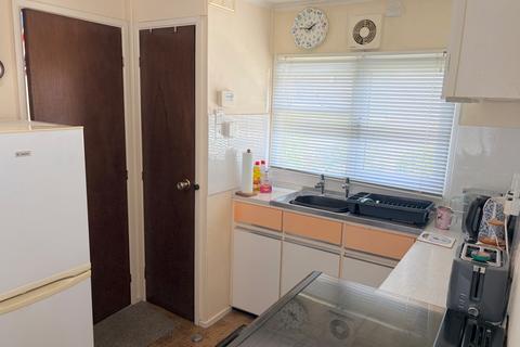1 bedroom mobile home for sale, Dibden, Southampton, Hampshire, SO45