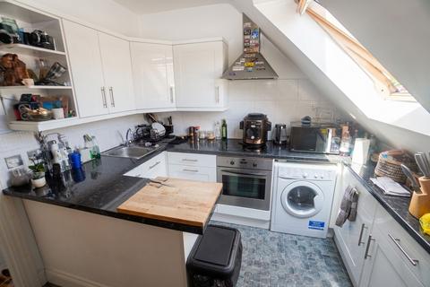 1 bedroom flat for sale, 123 London Road, High Wycombe HP11