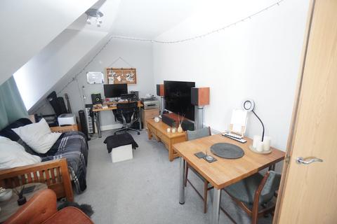 1 bedroom flat for sale, 123 London Road, High Wycombe HP11