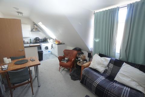 1 bedroom flat for sale, 123 London Road, High Wycombe HP11
