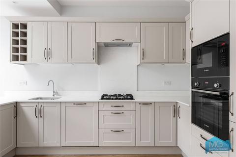 3 bedroom terraced house for sale, Squires Lane, London, N3