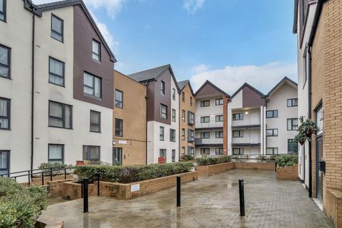 Attenborough Court, Bushey, Watford, WD19