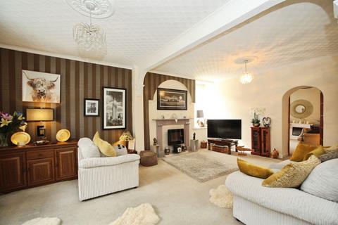 3 bedroom end of terrace house for sale, North Road, Porth