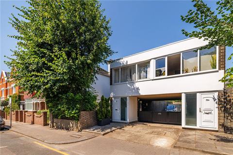 Montserrat Road, London, SW15