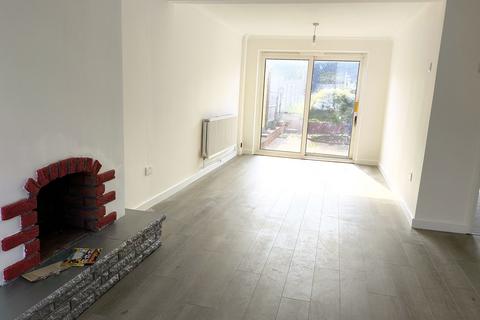 3 bedroom semi-detached house for sale, Butely Road, Luton, Bedfordshire, LU4 9HE