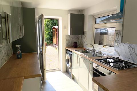 3 bedroom semi-detached house for sale, Butely Road, Luton, Bedfordshire, LU4 9HE