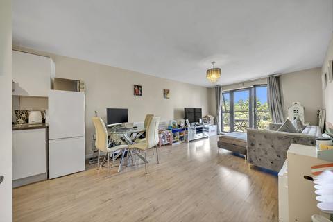1 bedroom apartment for sale, Cottons Approach, Romford, RM7