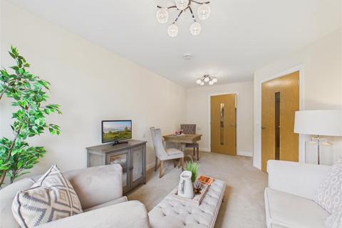 1 bedroom apartment for sale, Field Close, Cottingham