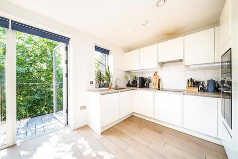 2 bedroom flat for sale, Lollard Street, London SE11