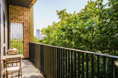 2 bedroom flat for sale, Lollard Street, London SE11
