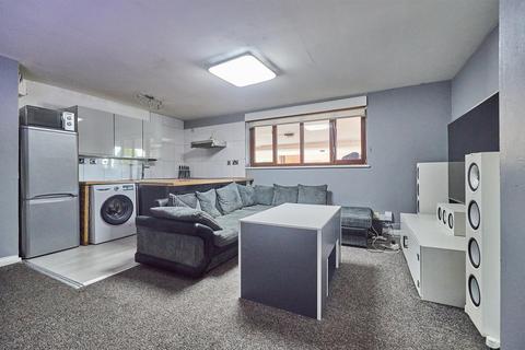 1 bedroom flat for sale, Granville Gardens, Hinckley
