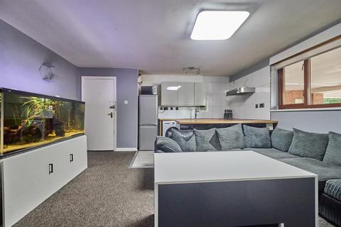 1 bedroom flat for sale, Granville Gardens, Hinckley