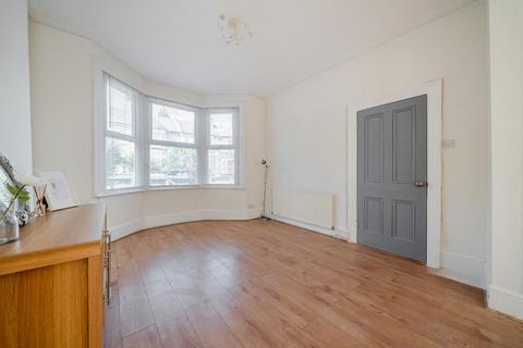 3 bedroom end of terrace house for sale, Woolwich Road, Charlton, London, SE7