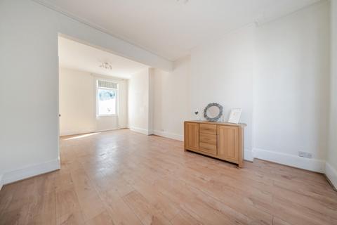3 bedroom end of terrace house for sale, Woolwich Road, Charlton, London, SE7