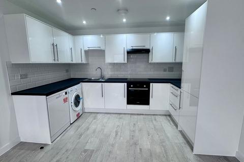 2 bedroom apartment to rent, East Station Road, Fletton Quays, PETERBOROUGH