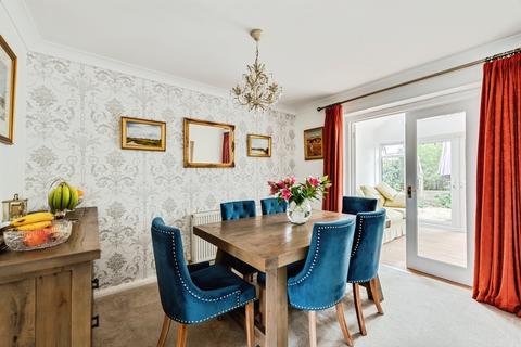 3 bedroom detached house for sale, Foxcroft Drive, Carterton