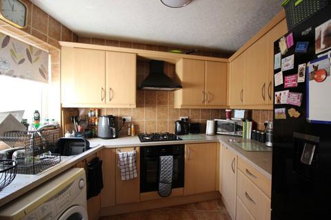2 bedroom house to rent, West Stainton Street