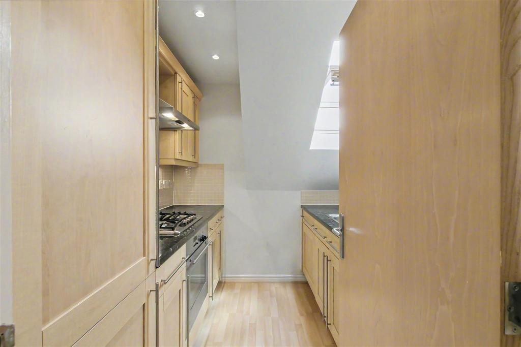 Apartment in Cambridge, The Willows, Chesterton - View 5