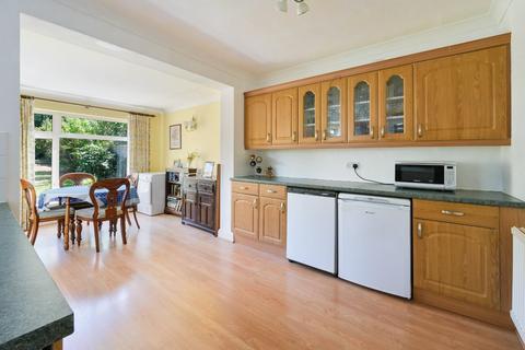 3 bedroom semi-detached house for sale, Parklawn Avenue, Epsom