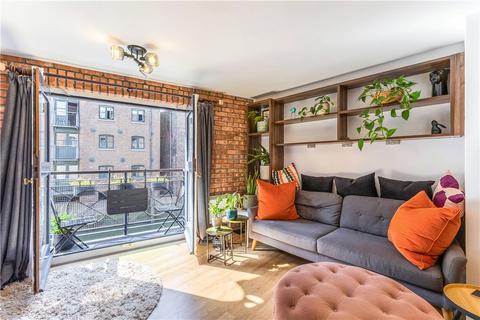 Studio for sale, Java Wharf, 16 Shad Thames, London, SE1