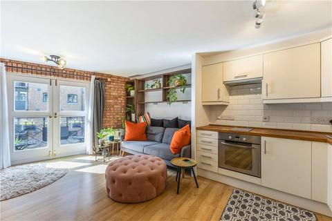 Studio for sale, Java Wharf, 16 Shad Thames, London, SE1