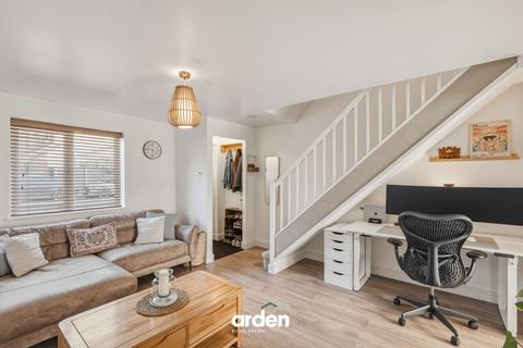 3 bedroom semi-detached house for sale, Salisbury Close, Worcester, WR5