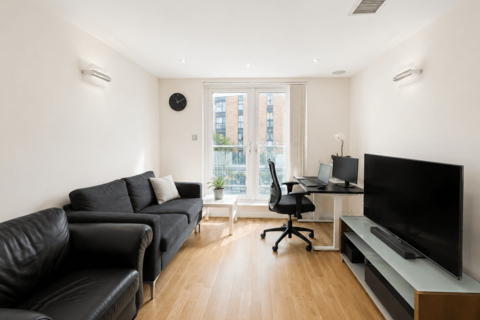 2 bedroom flat to rent, Lyon Road, Harrow, HA1