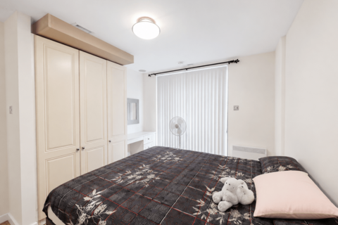 2 bedroom flat to rent, Lyon Road, Harrow, HA1