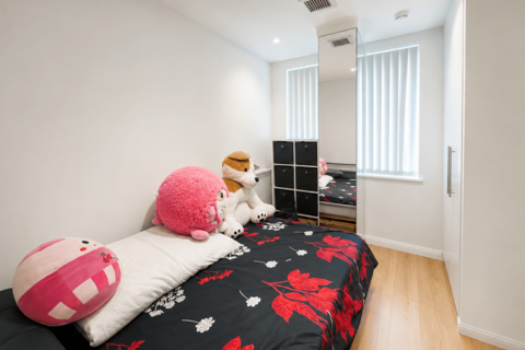 2 bedroom flat to rent, Lyon Road, Harrow, HA1