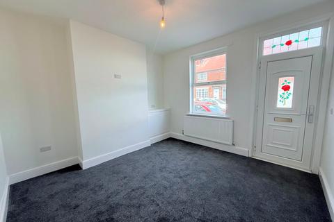 2 bedroom house to rent, Garside Street, Worksop, S80