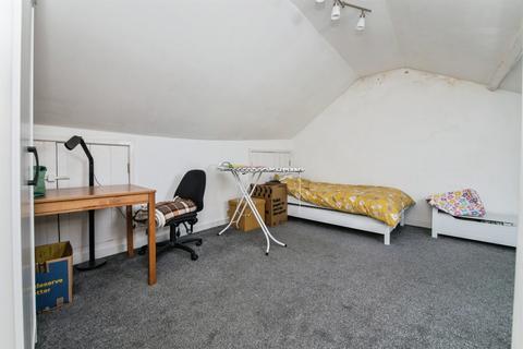 3 bedroom terraced house for sale, Codrington Street, Exeter