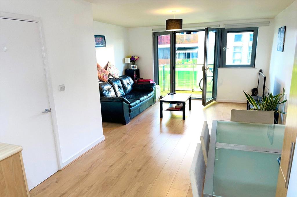 Apartment in London, Mill Meads, Stratford - View 2