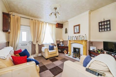 2 bedroom semi-detached house for sale, Lynncroft, Eastwood, Nottingham