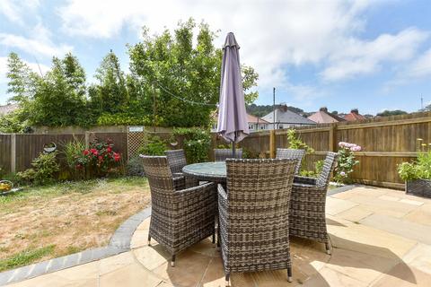 3 bedroom chalet for sale, Queens Avenue, Dover, Kent