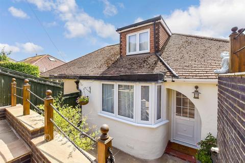3 bedroom chalet for sale, Queens Avenue, Dover, Kent