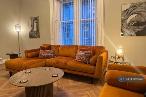 1 bedroom in a flat share to rent, Park Street, Galashiels, TD1