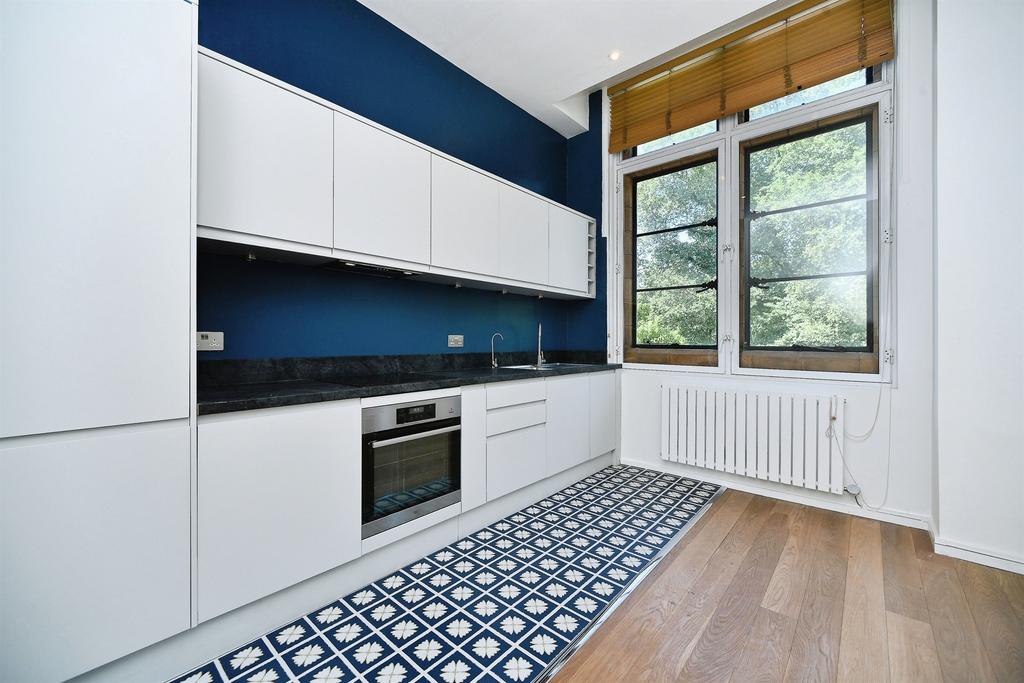 Apartment in Brighton - View 3
