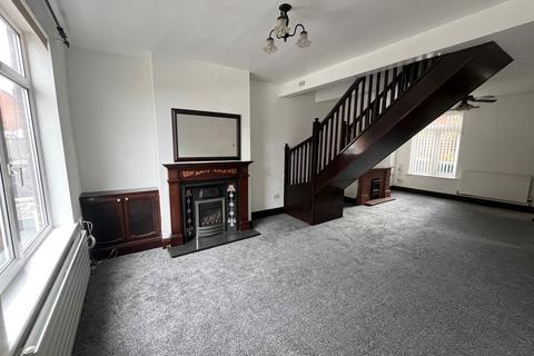 2 bedroom terraced house to rent, Oxford Street, Swadlincote, DE11