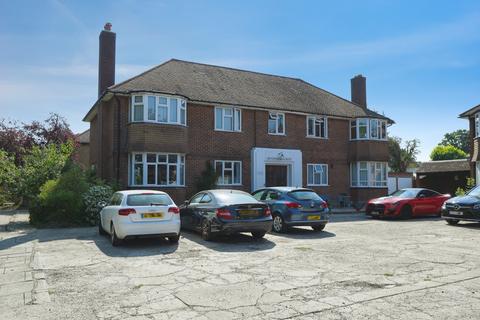 2 bedroom ground floor flat for sale, Wickham Road, Croydon, CR0