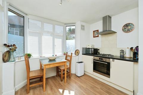 2 bedroom ground floor flat for sale, Wickham Road, Croydon, CR0