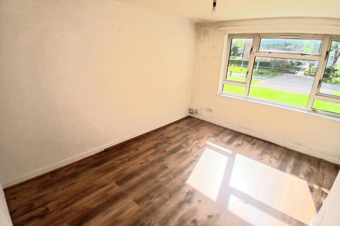 1 bedroom flat to rent, Foxfield, STEVENAGE